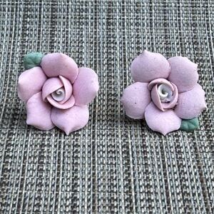 Vtg-Lapel Stick Pin Pink Gold Victorian Porcelain Rose Flower Floral Pastel
